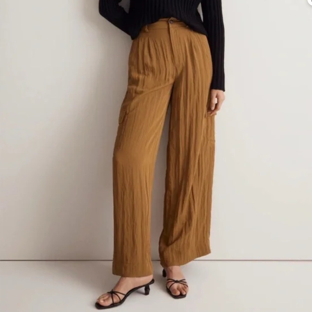 Madewell The Harlow Wide-Leg Cargo Pant 4  Silky viscose blend